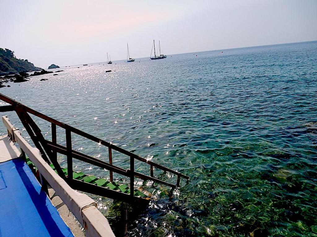 Beach Apartment Таормина Екстериор снимка