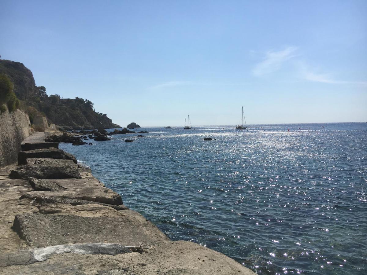 Beach Apartment Таормина Екстериор снимка
